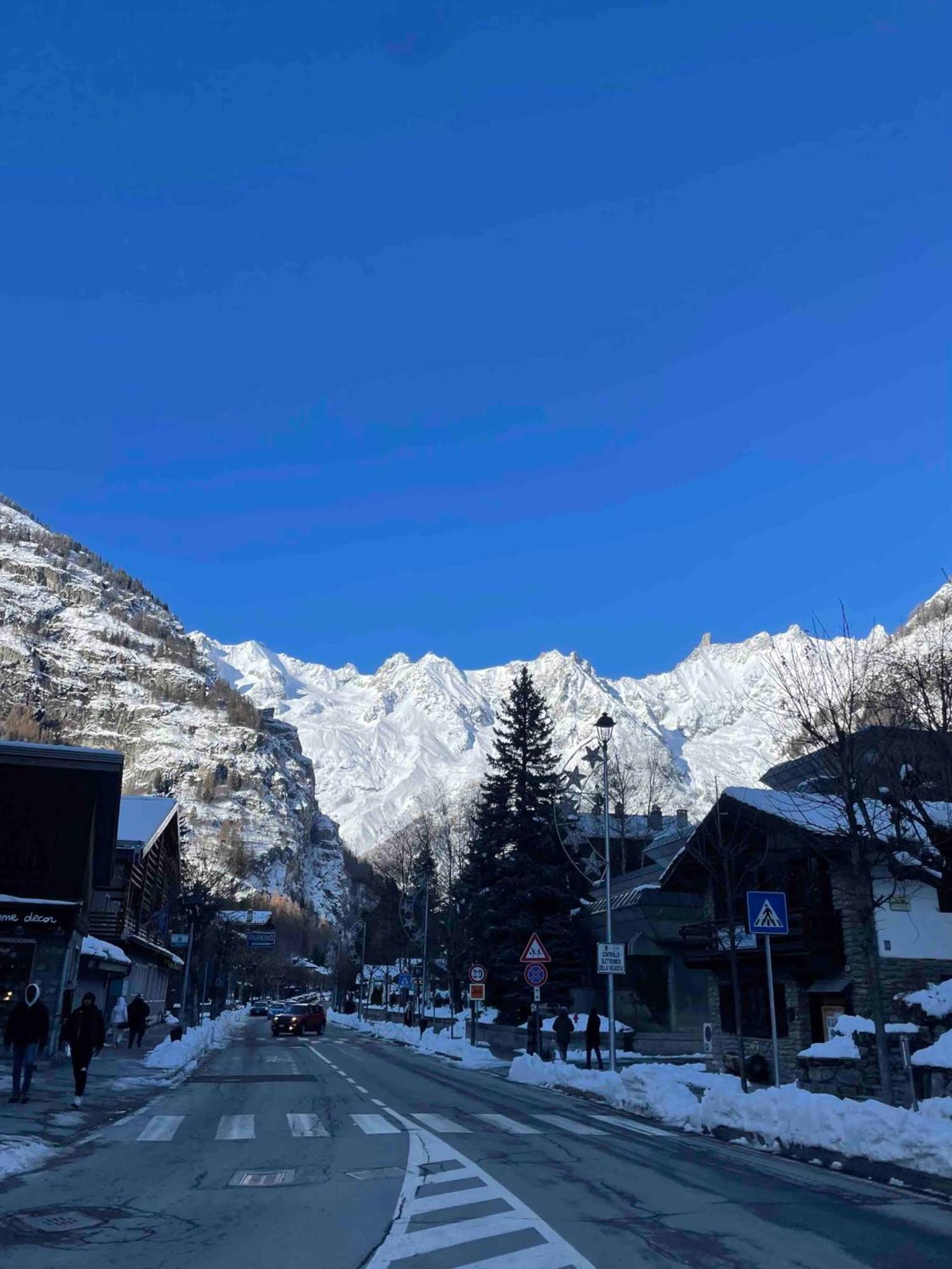 Chalet Mont Blanc De Courmayeur Exterior foto