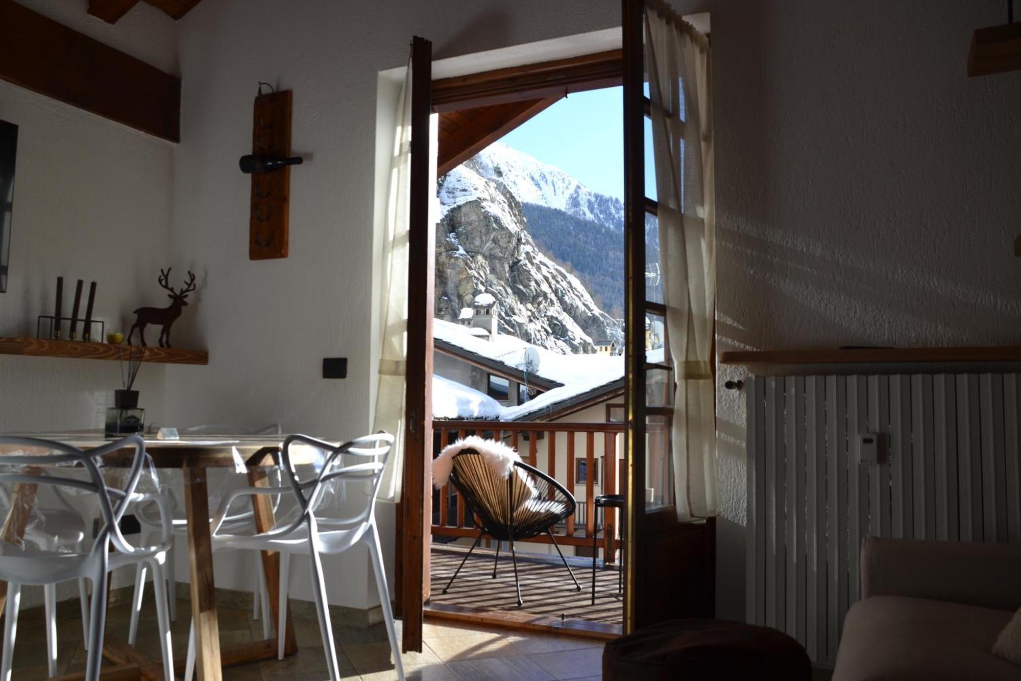 Chalet Mont Blanc De Courmayeur Exterior foto
