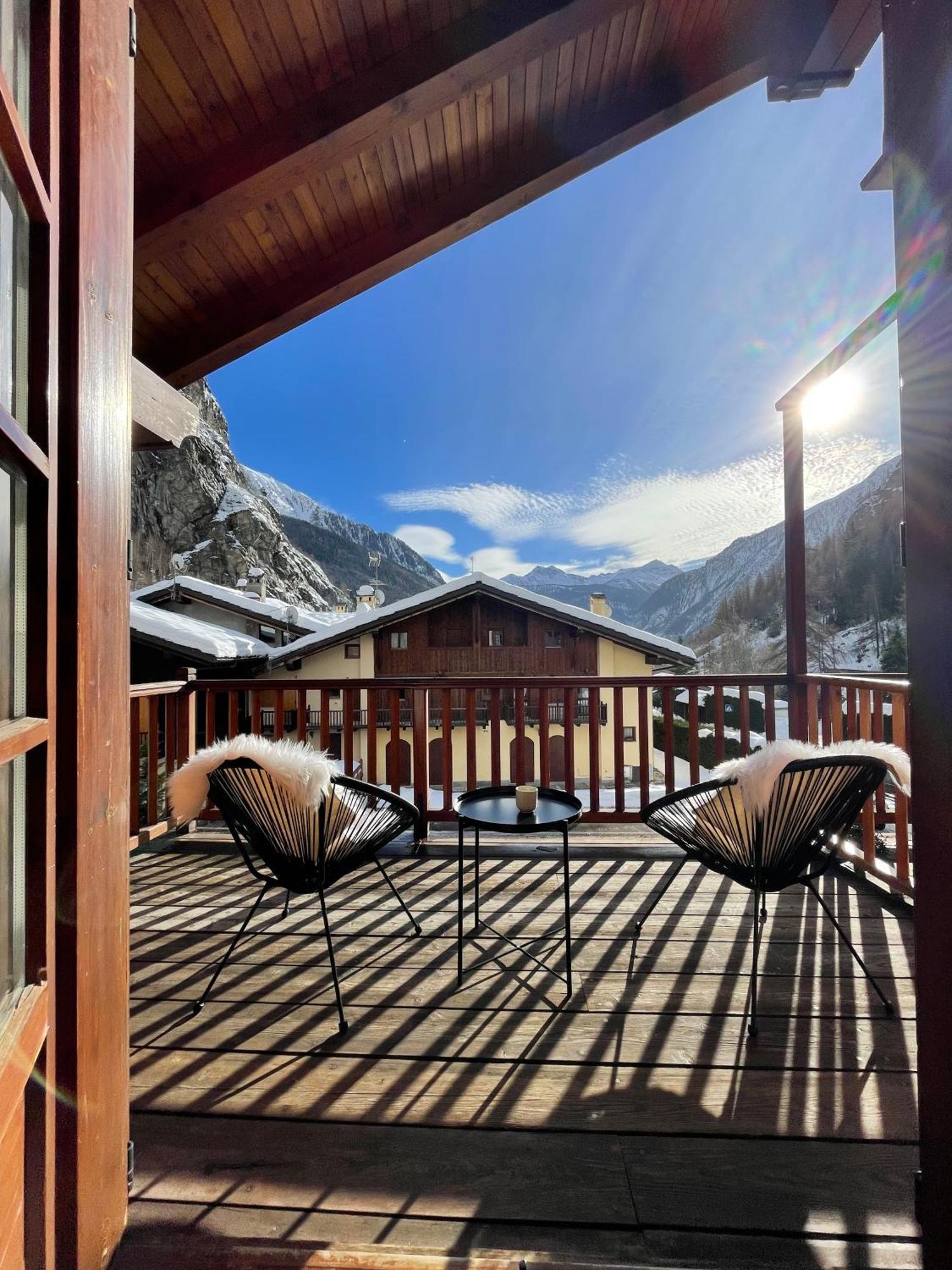 Chalet Mont Blanc De Courmayeur Exterior foto